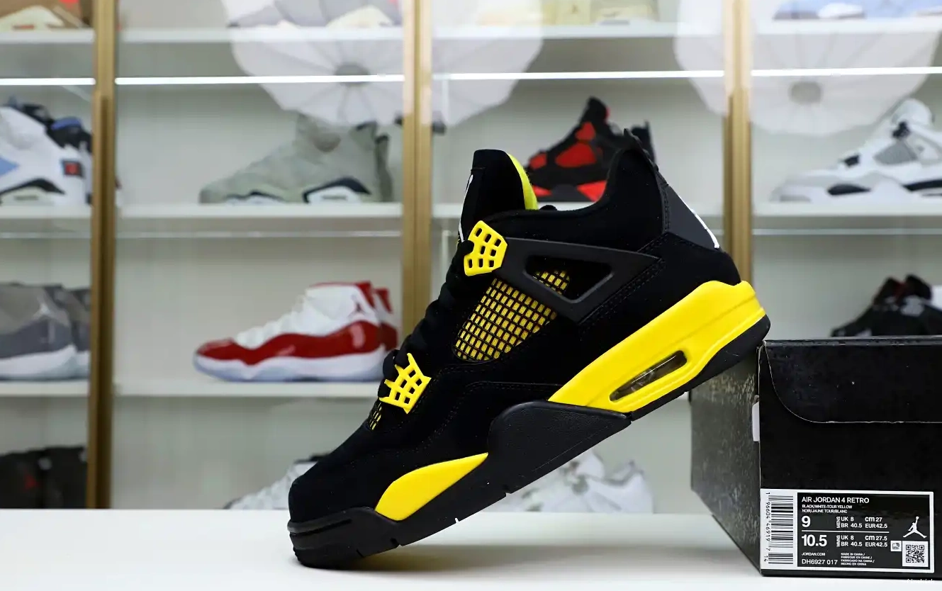  2023 Jordan4 Jordan Air thunder 0702
